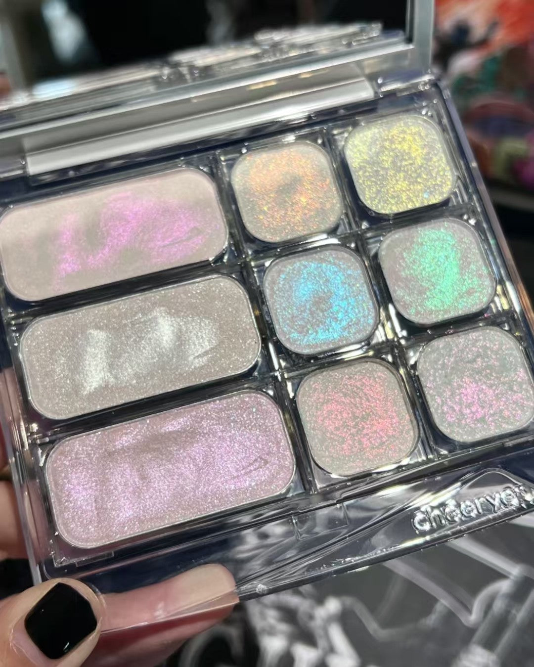 Paleta de sombra perolado cremoso