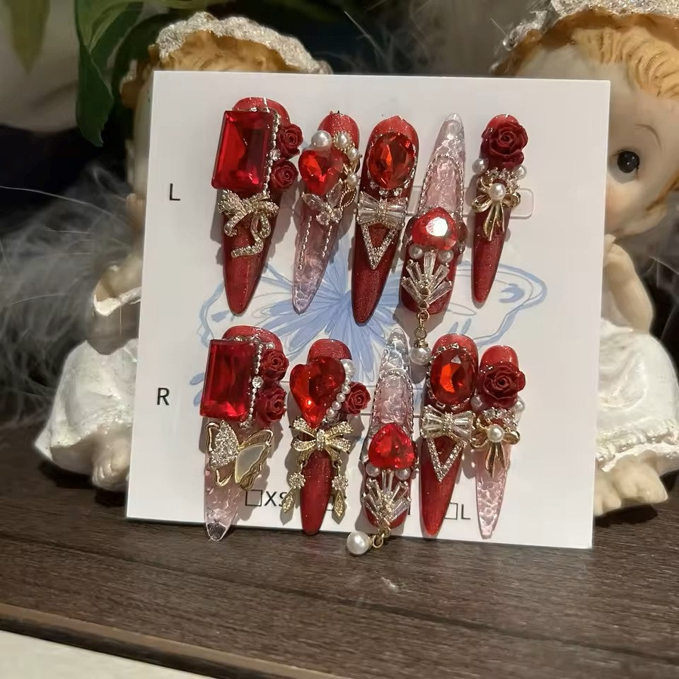 10 Unhas Postiças Artesanais de Alta Qualidade em Vermelho e Dourado